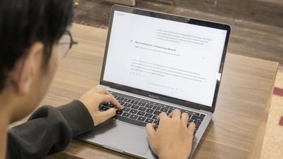 Thí sinh lớp 12 học cùng AI 2-3 giờ mỗi ngày trước thi tốt nghiệp THPT