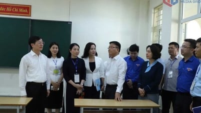Phó Thủ tướng kiểm tra công tác chuẩn bị thi tốt nghiệp THPT
