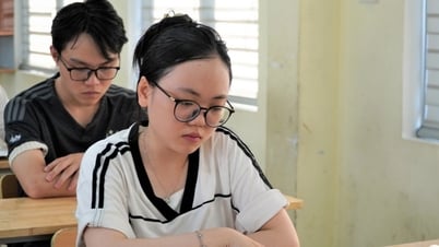 「G-hour」の前に：誠実で深いエッセイは良い印象を与えます。