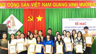 Bế mạc lớp bồi dưỡng sáng tác văn học trẻ-văn học miền núi