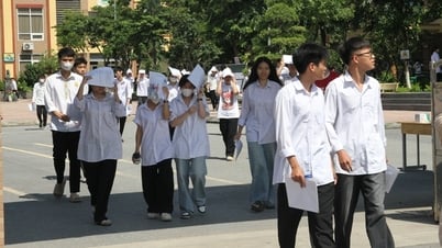 Kỳ thi Tốt nghiệp THPT 2025: 10 thí sinh bị đình chỉ trong môn thi đầu tiên