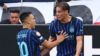 Inter Milan thắng chật vật 9 người đội bóng Argentina