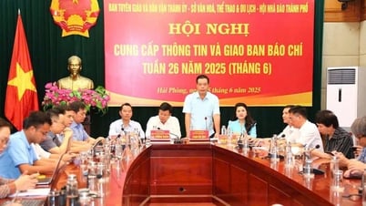 Conférence d'information et point de presse de juin 2025 : Renforcement de la propagande sur les événements clés après la fusion de la province de Hai Duong et de la ville de Hai Phong