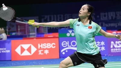 투이린은 예상치 못하게 16세 테니스 선수에게 패해 세계 랭킹이 43계단이나 하락했습니다.