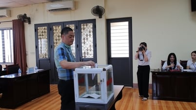 Đấu giá thành công hơn 1,58 triệu tấn than khai thác trái phép tại Mỏ than Minh Tiến