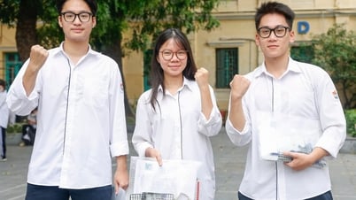 Giáo viên nhận xét đề toán: học sinh giỏi được 8 điểm là mừng rồi