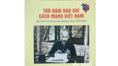 Trăm năm báo chí cách mạng qua những bức ảnh quý giá