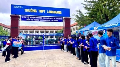 Lạc Dương: 35 đoàn viên, thanh niên tham gia tiếp sức mùa thi