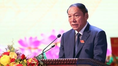 រដ្ឋមន្ត្រី Nguyen Van Hung៖ គណៈកម្មាធិការបក្សនៃក្រសួងវប្បធម៌ កីឡា និងទេសចរណ៍ត្រូវតែ “រក្សាចង្វាក់” និងបង្កើត “ចង្វាក់ថ្មី”