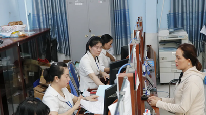 Chủ tịch UBND TPHCM chỉ đạo khẩn đảm bảo tiếp nhận và giải quyết thủ tục hành chính sau khi sắp xếp bộ máy