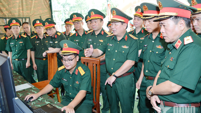 Thượng tướng Lê Huy Vịnh làm việc với Binh chủng Công binh