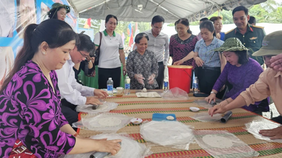 'Giữ lửa' làng nghề truyền thống trăm năm