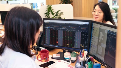 녹색 색상 확산, VN 지수 6월 27일 거래 세션에서 1,370포인트 돌파