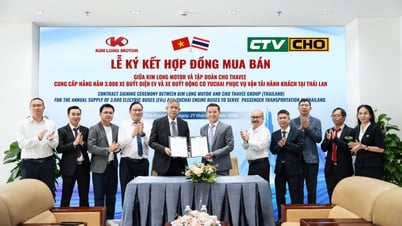 KIM LONG MOTOR signed a contract to export 3,000 buses to Thailand