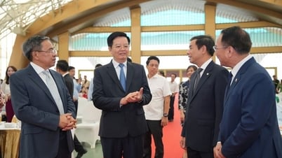 Offizielle Übergabe des Top 10 Weltausstellungszentrums in Vietnam