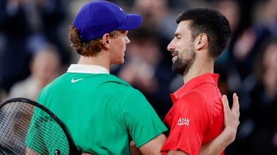 Djokovic cùng nhánh Sinner, Alcaraz "dễ thở" tại Wimbledon