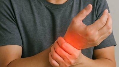 Alo bác sĩ nghe: Viêm khớp dạng thấp có thể chữa khỏi hoàn toàn?