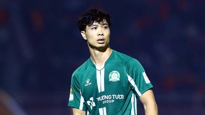 Công Phượng có đáng bị chỉ trích?
