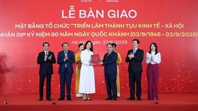 Vingroup hands over exhibition space for socio-economic achievements to celebrate 80th National Day