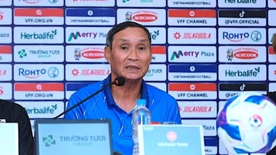 គ្រូ​បង្វឹក Mai Duc Chung៖ ក្រុម​នារី​វៀត​ណាម​មាន​គោល​បំណង​ឡើង​កំពូល​តារាង​ពូល E