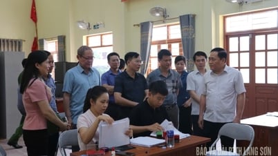Lang Son finalise l'affectation du personnel pour 65 nouvelles communes et quartiers