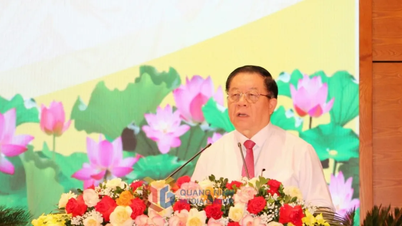 선전과 대중 동원은 혁신적인 사고와 실제적 행동의 선구자입니다.