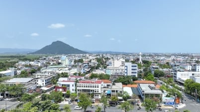 សូមគោរពពីរពាក្យ Phu Yen