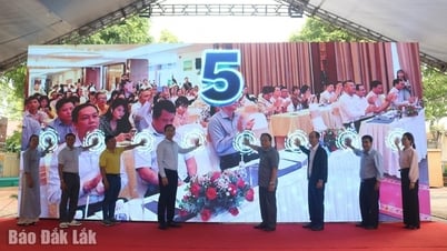 Ngày chuyển đổi số và ứng dụng thanh toán không tiền mặt trong thương mại điện tử 2025