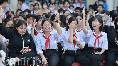 Le programme « Les habitants de Khanh Hoa parlent anglais » se répand fortement dans la communauté.