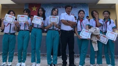 ឧស្សាហ៍សាបព្រួសពាក្យ