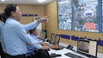 Chủ tịch UBND tỉnh Phạm Anh Tuấn kiểm tra công tác vận hành các hệ thống thông tin tại Sở Khoa học và Công nghệ, VNPT Bình Định