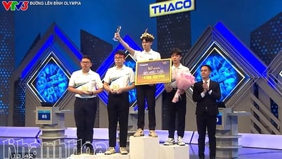 Học sinh Trường THPT Chuyên Lê Quý Đôn giành giải nhất tuần Đường lên đỉnh Olympia