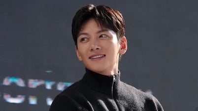 'Nam thần' Ji Chang Wook sắp đến Việt Nam nổi tiếng cỡ nào?