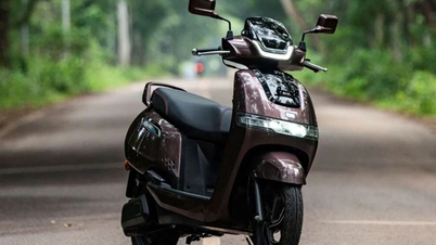 La moto électrique TV iQUBE, vendue à seulement 28 millions d'euros, est « aussi bonne » que la Honda SH