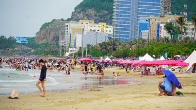 Back Beach is free of trash, tourists are back