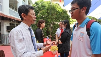 Bắt đầu cuộc đua tuyển sinh lớp 10