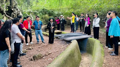 Chạm vào quá khứ để khơi nguồn sáng tác