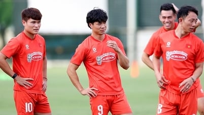 ĐTQG Việt Nam thay đổi nhân sự "bất đắc dĩ" trước ngày tới Malaysia