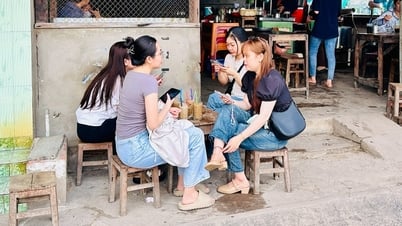 โปรดแวะมาที่ร้าน Long Xuyen เพื่อทานข้าวหักสักจานและกาแฟสักถ้วย