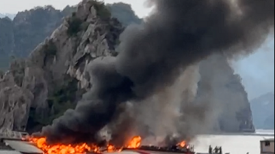 Un crucero se incendia en la bahía de Bai Tu Long