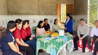 Da Huoai៖ កៀរគរថវិកាជាង ៦០០លានដុង ដើម្បីជួយឧបត្ថម្ភប្រជាជនក្នុងស្ថានភាពលំបាកក្នុងអំឡុង “ខែមនុស្សធម៌”
