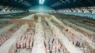衝撃的：秦の始皇帝陵の1000年前の兵馬俑が破壊される