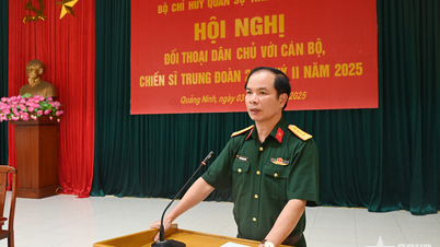 Chính ủy Bộ CHQS tỉnh Quảng Ninh đối thoại dân chủ với cán bộ, chiến sĩ Trung đoàn 244