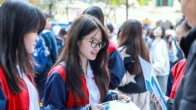 하노이: 6월 7일과 8일 10학년 입학 시험에 응시하는 지원자가 10만4000명에 달한다.