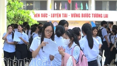 Thí sinh dự thi vào lớp 10 hoàn thành môn Toán
