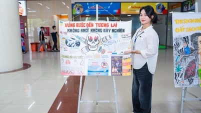 นักเรียนนครโฮจิมินห์ 'เปิดใจ' เกี่ยวกับด้านมืดของบุหรี่ไฟฟ้า