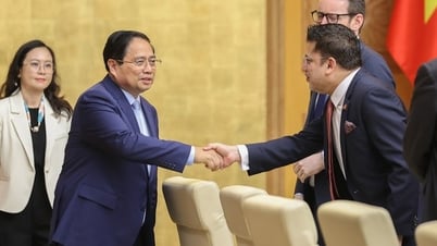 概要：首相が英国企業との議論を主導