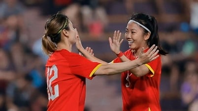 Trainer Mai Duc Chung verrät den Grund, warum Huynh Nhu nicht spielt, der Trainer der Malediven sagt etwas Herzzerreißendes