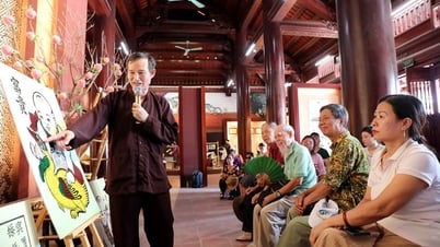 Nếp nhà gìn giữ “màu dân tộc“