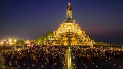 Numerosas actividades y promociones en la montaña Ba Den con motivo de la "unión de Tay Ninh y Long An".